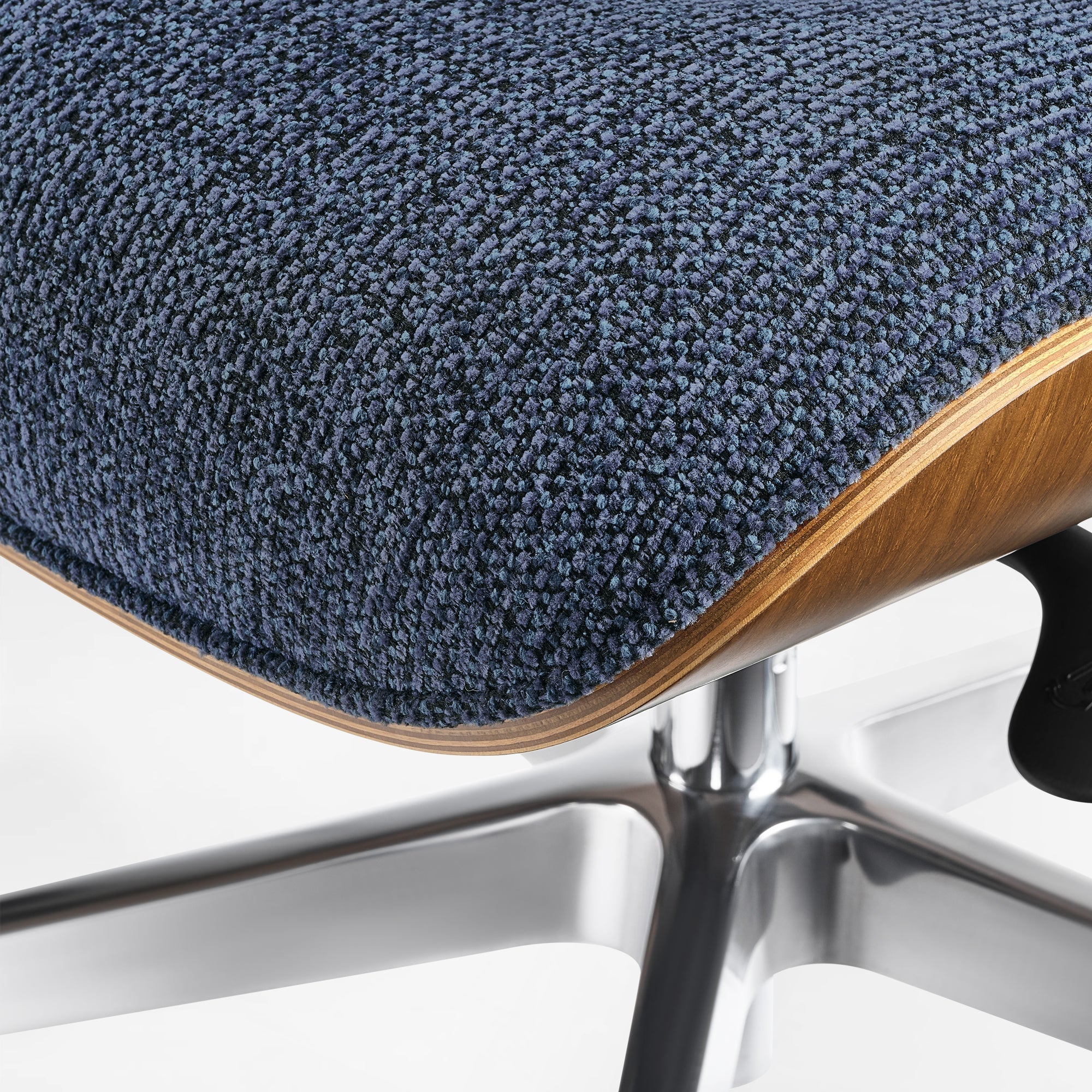 Genuine Leather Executive Office Chair - Classic Ergonomic Design
