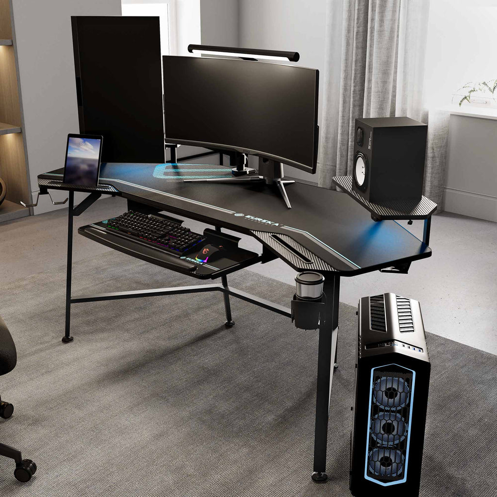 Wing-Shaped Studio Desk (73x23)