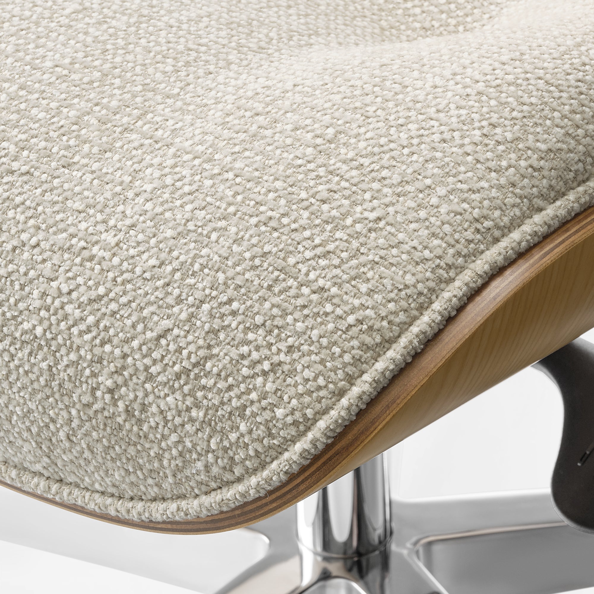 Genuine Leather Executive Office Chair - Classic Ergonomic Design