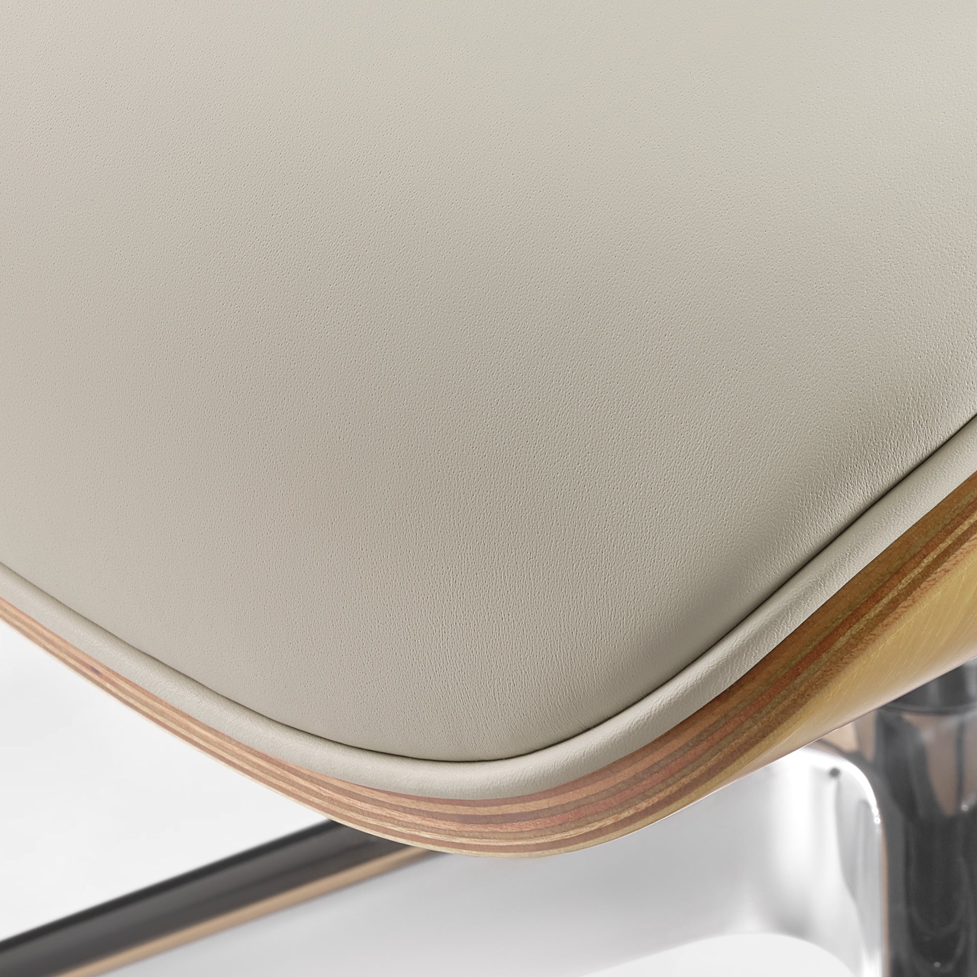 Genuine Leather Executive Office Chair - Classic Ergonomic Design