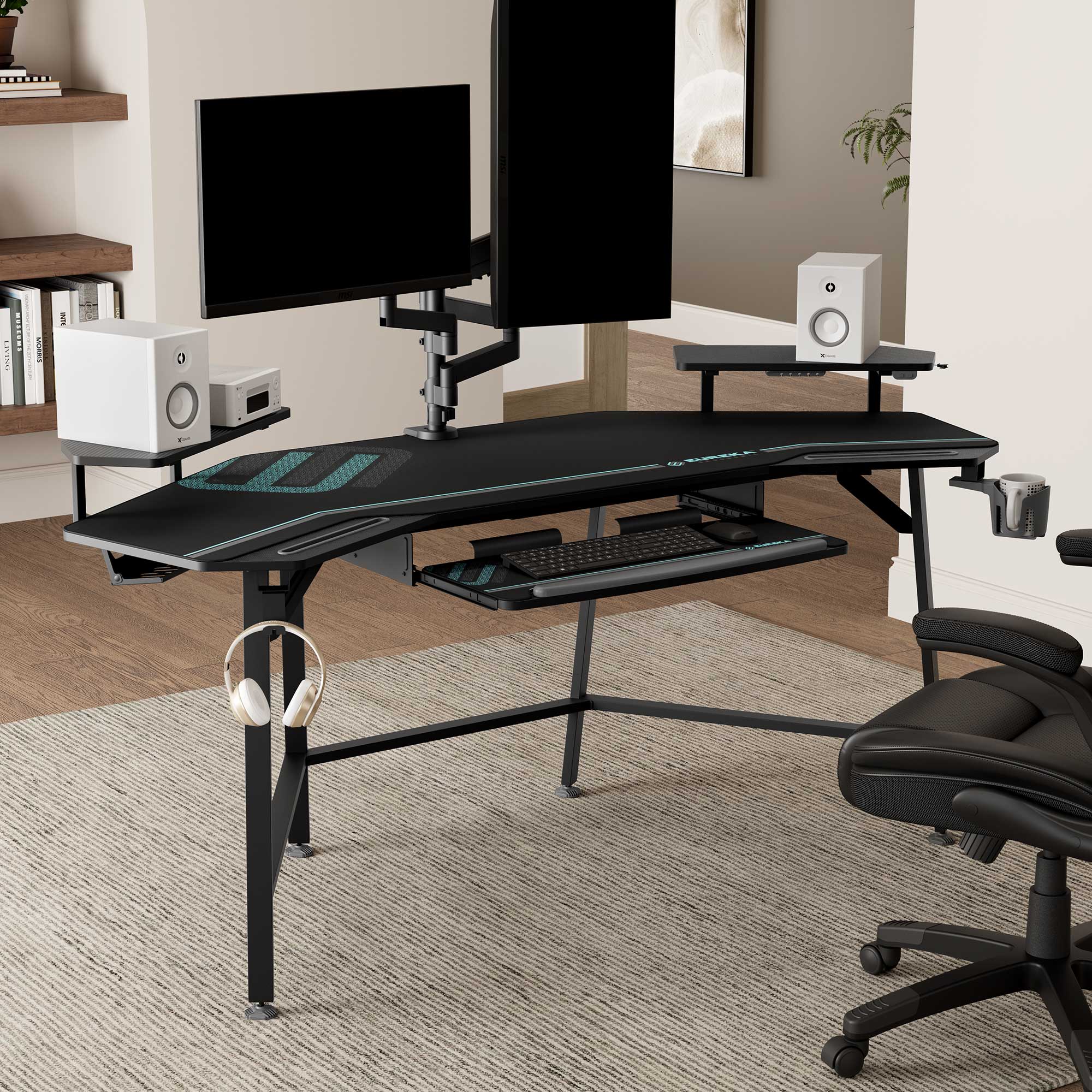 Wing-Shaped Studio Desk (73x23)