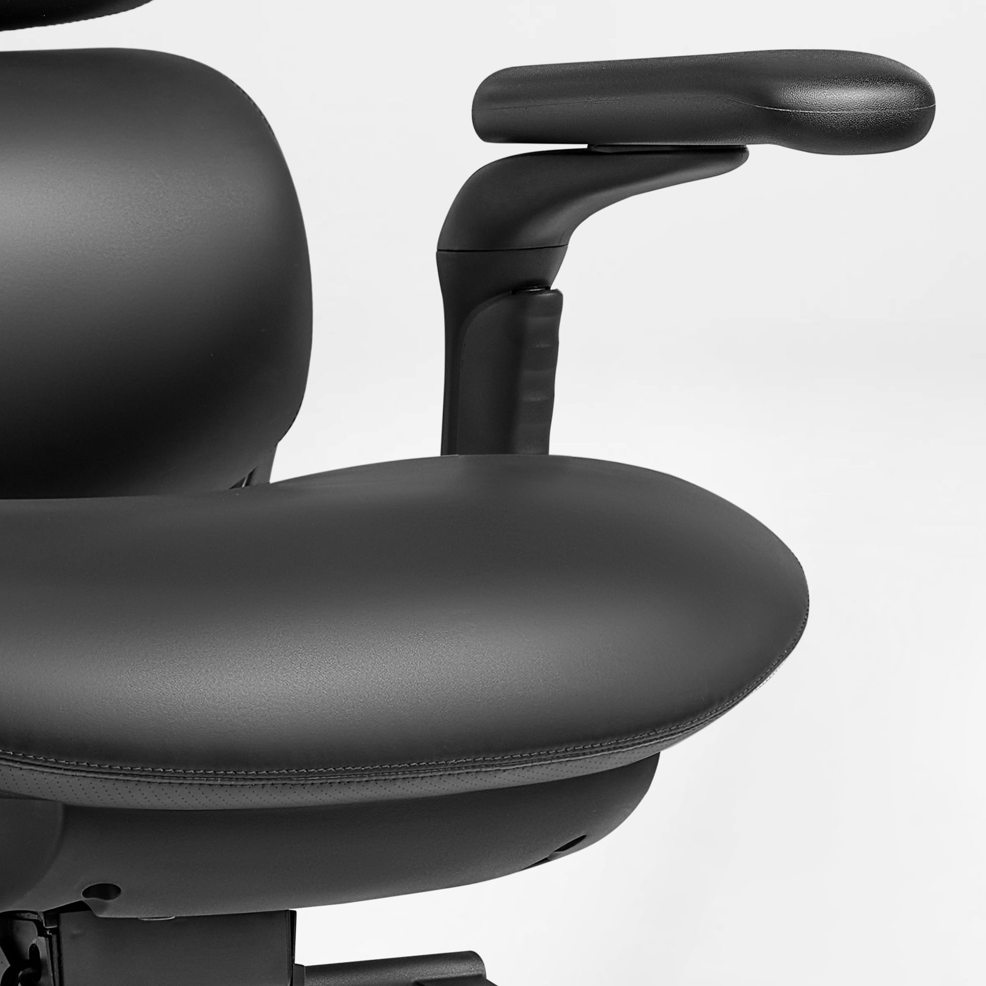 Ergonomic Executive Office Chair - PU Leather 4D Armrests Self-Adapting
