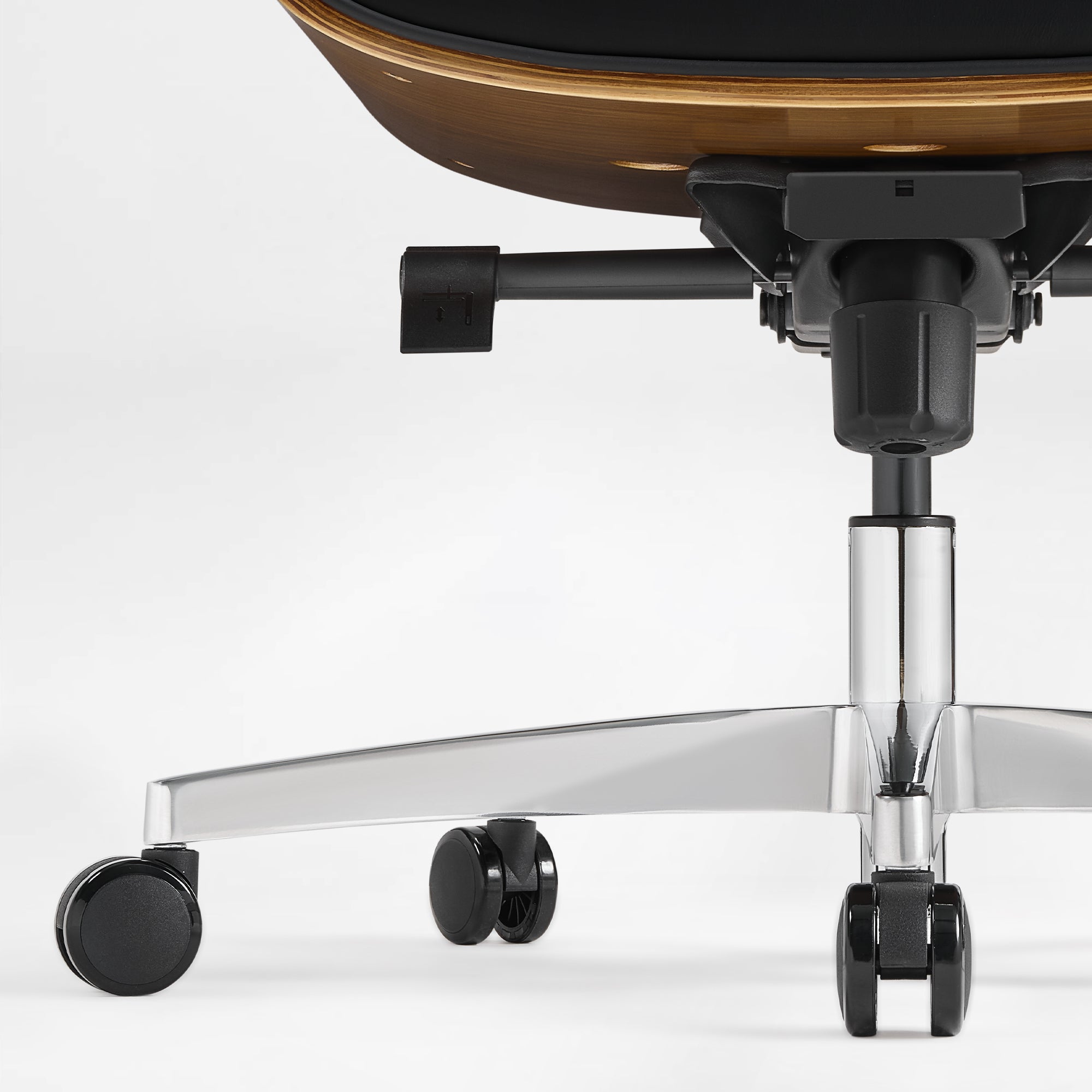Genuine Leather Executive Office Chair - Classic Ergonomic Design