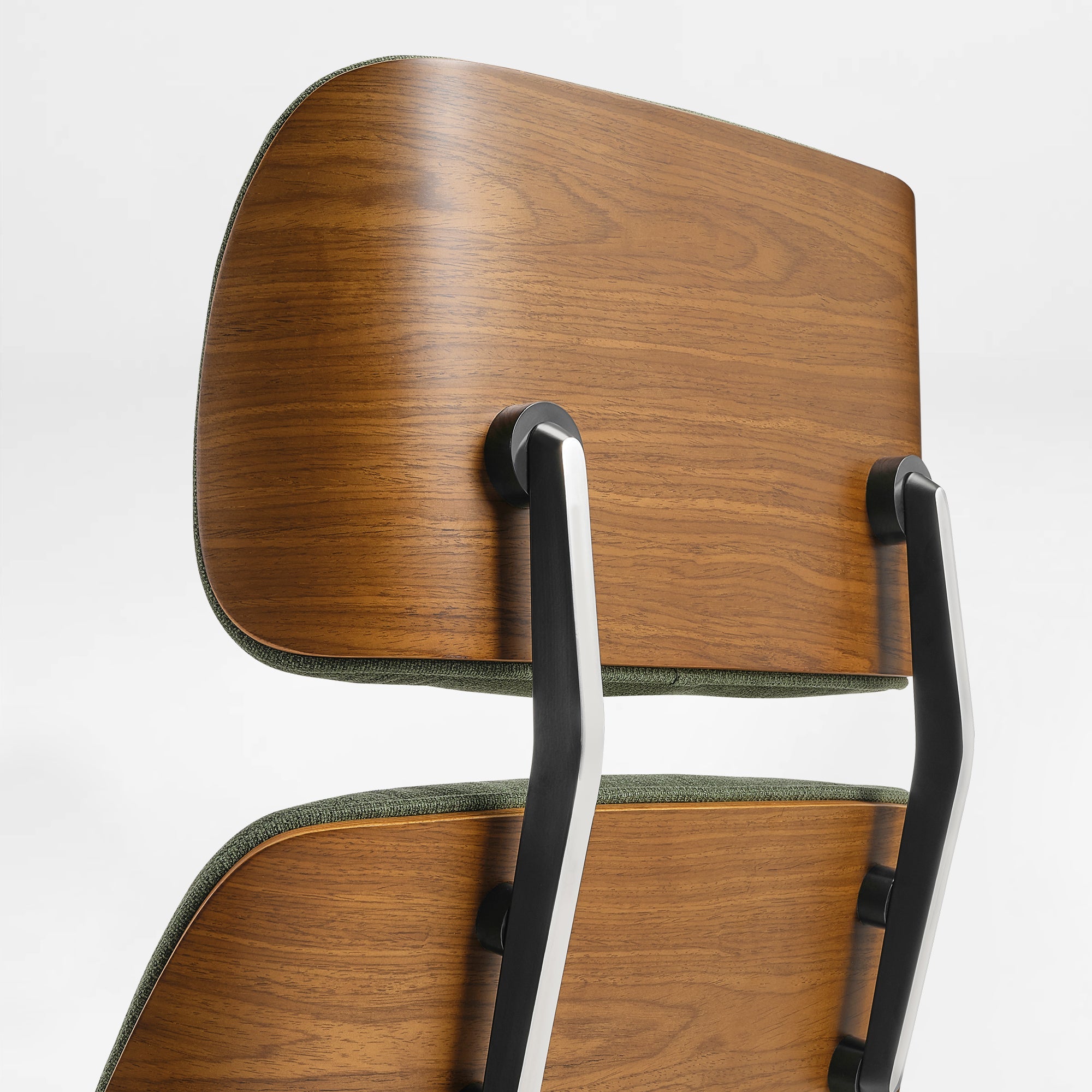 Genuine Leather Executive Office Chair - Classic Ergonomic Design
