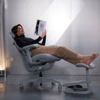 Dynamic Ergonomic Office Chair with Chip-Controlled Adaptive Backrest
