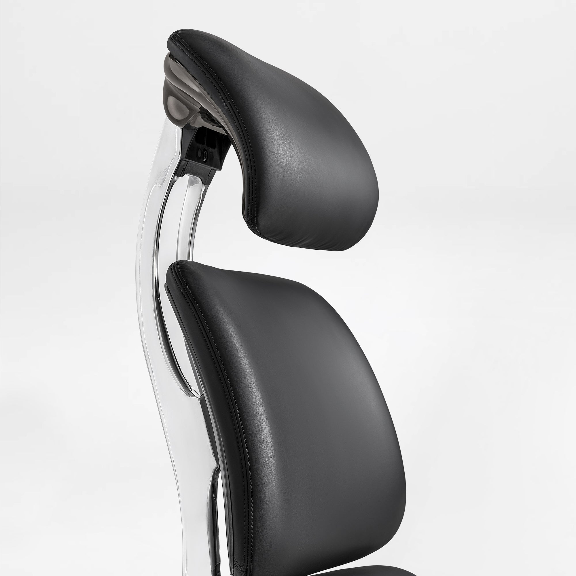 Ergonomic Executive Office Chair - PU Leather 4D Armrests Self-Adapting