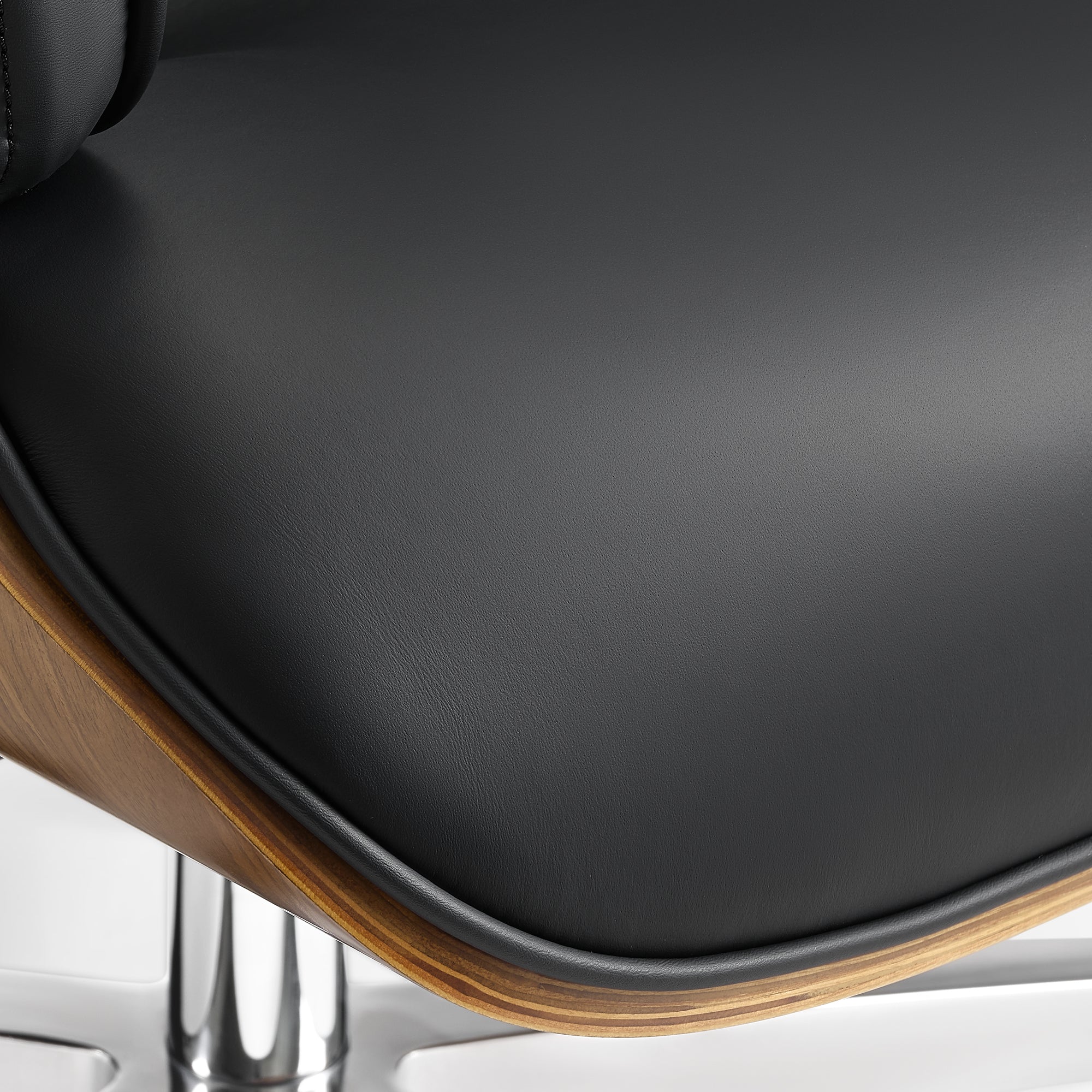 Genuine Leather Executive Office Chair - Classic Ergonomic Design